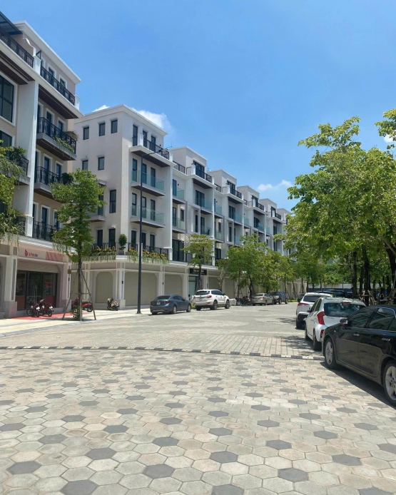 Cho thuê shophouse mặt phố đi bộ - The Manor Central Park Nguyễn Xiển